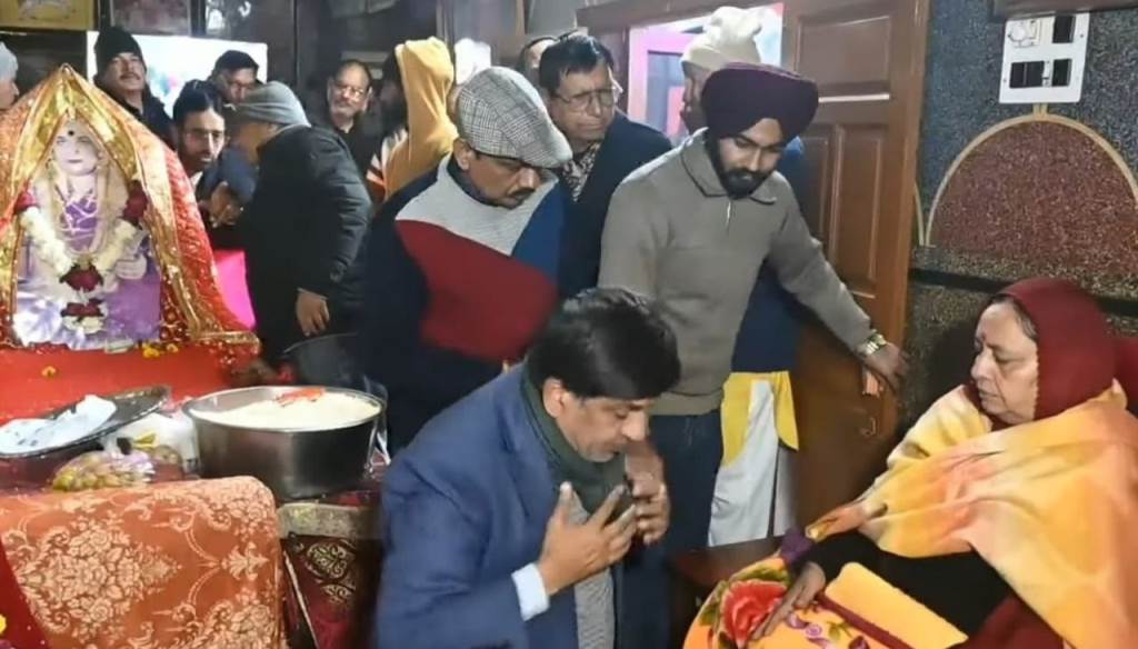 MLA Jimpa pays respects at Maa Bhameshwari Devi Temple seeks blessings from Sister Vinod Ji